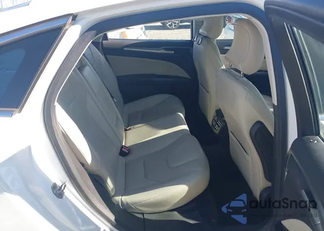 2015 Ford Fusion Titanium z USA, uszkodzony, nr VIN 3FA6P0K94FR269442